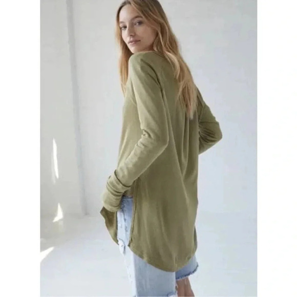 We the Free Snowy Thermal top in Sunstone size XS - Picture 3 of 15